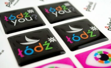 How to Recognise Good 3D Logo Stickers? 5 Features of a Durable Finish and Print